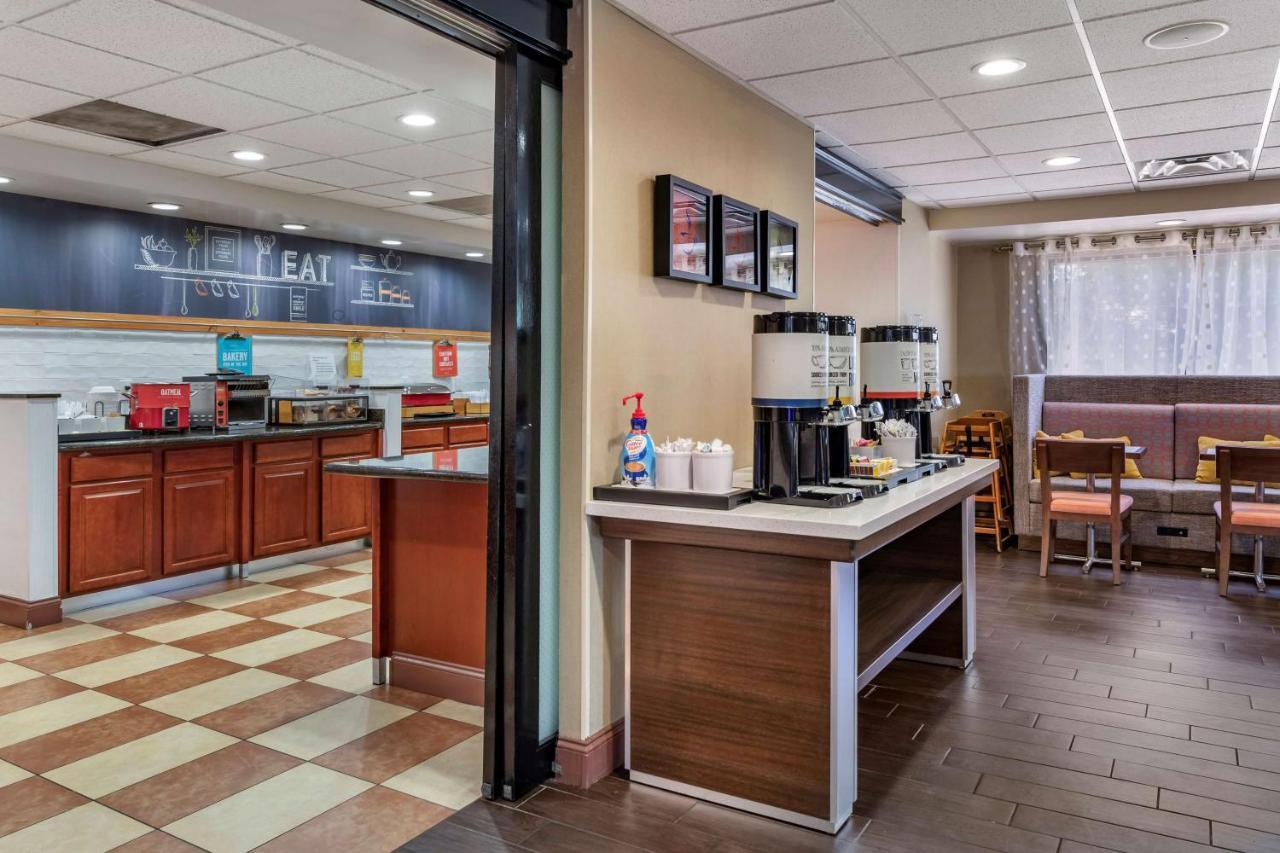 Hampton Inn Norco/Corona Exteriér fotografie